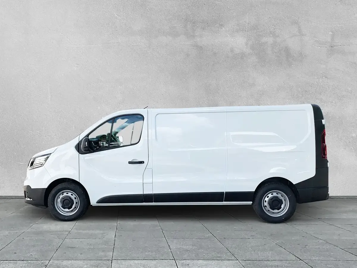 Gebraucht Renault Trafic Business 170 PS (125 kW) 2025 Weiß Van / Kleinbus
