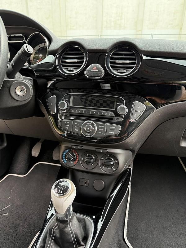Gebraucht Opel Adam Jam 69 PS (50 kW) 2014 Weiß Kleinwagen