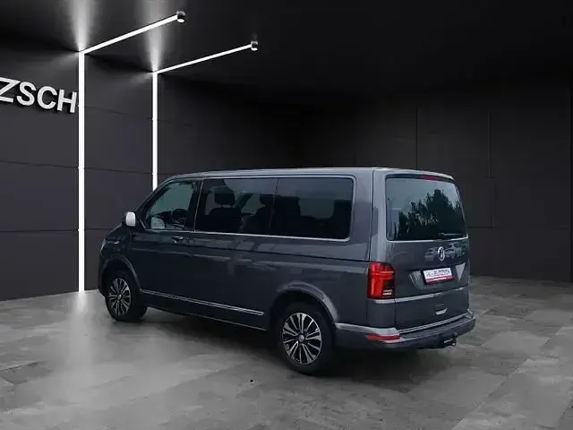 Używany VW Multivan Generation Six 150 KM (110 kW) 2022 Szary Minivan