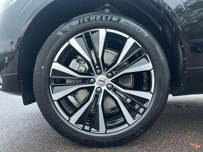 Gebraucht Volvo XC60 Plus 250 PS (183 kW) 2025 Schwarz SUV