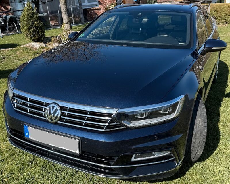 Schwarz Gebraucht 2016 VW Passat Kombi | 18.900 € (Teuer) - Bild 1/4