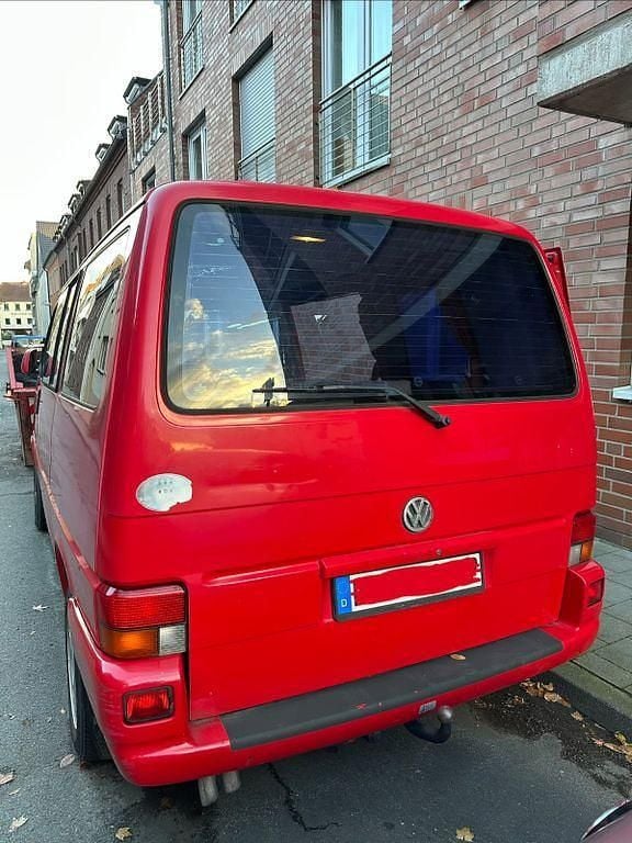 Gebraucht VW T4 102 PS (75 kW) 1997 Rot Van