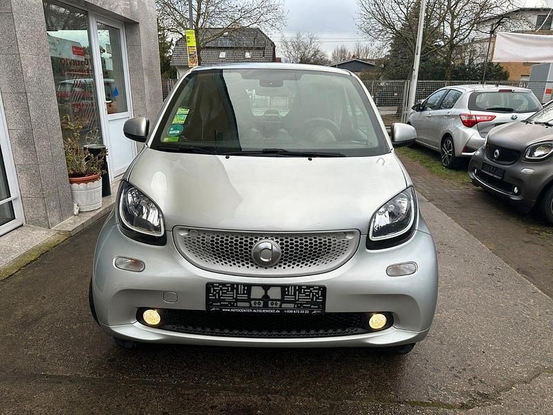 Gebraucht Smart ForTwo Coupé Passion 71 PS (52 kW) 2015 Silber Coupé