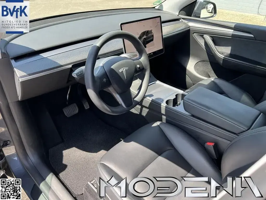 Gebraucht Tesla Model Y Standard Range 255 kW (347 PS) 2023 Grau SUV