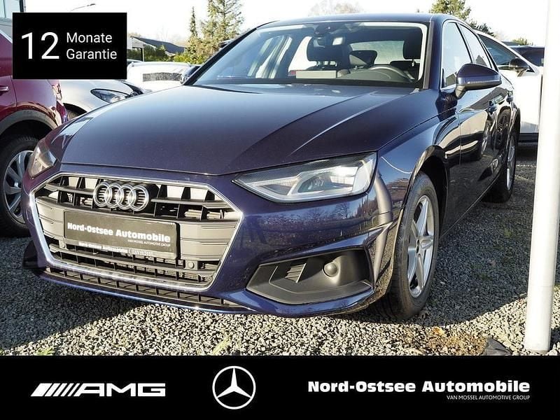 Blau Gebraucht 2021 Audi A4 Limousine | 22.490 € (Guter Preis) - Bild 1/4