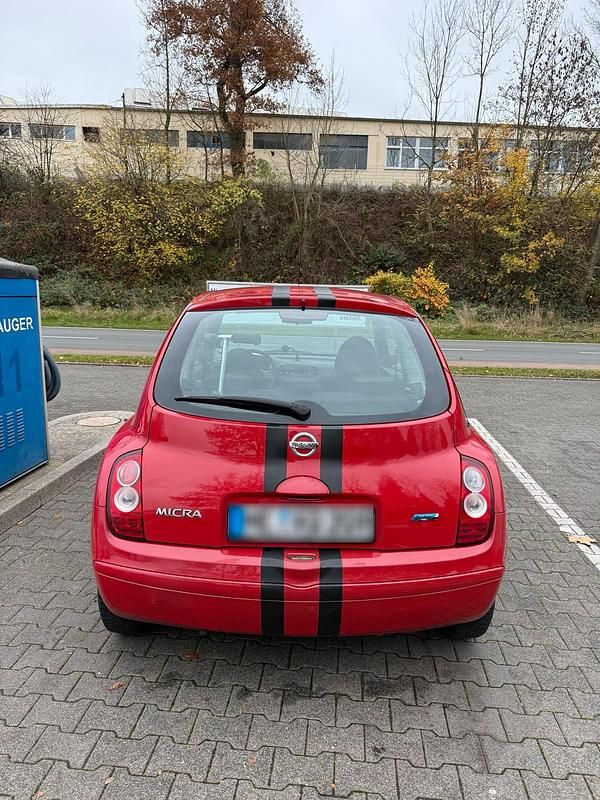 Gebraucht Nissan Micra 52 PS (38 kW) 2009 Rot Kombi