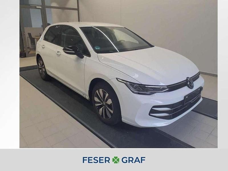 Pure white Gebraucht 2024 VW Golf VIII Goal Limousine | 28.270 € (Guter Preis) - Bild 1/4