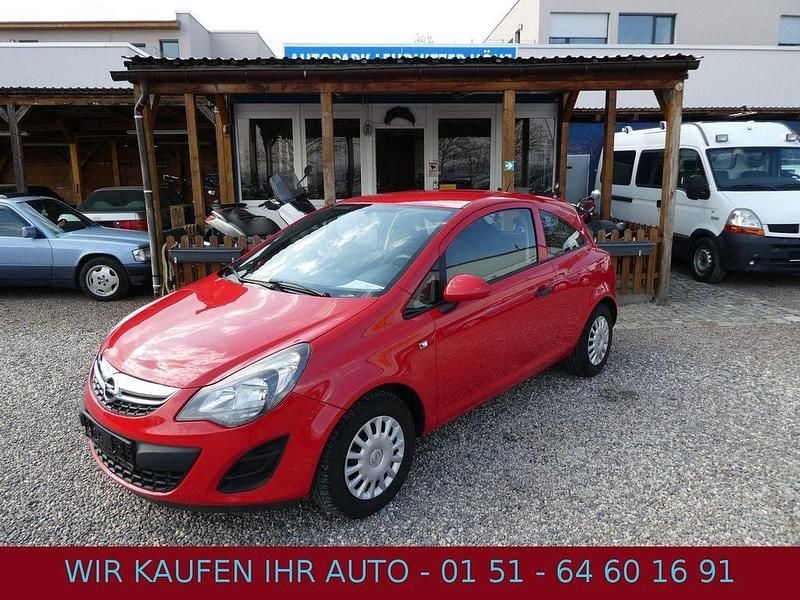 Gebraucht Opel Corsa Selection 69 PS (50 kW) 2014 Rot Kleinwagen