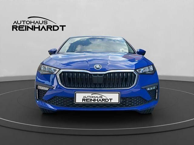 Gebraucht Skoda Scala Essence 95 PS (69 kW) 2024 Energy blau Kleinwagen