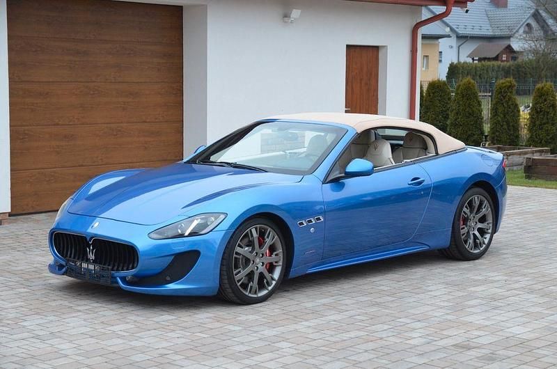 Gebraucht Maserati GranCabrio 460 PS (338 kW) 2013 Blau Cabrio