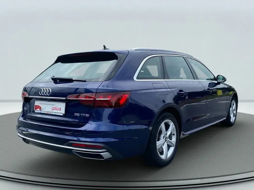 Gebraucht Audi A4 Advanced 150 PS (110 kW) 2021 Blau Kombi
