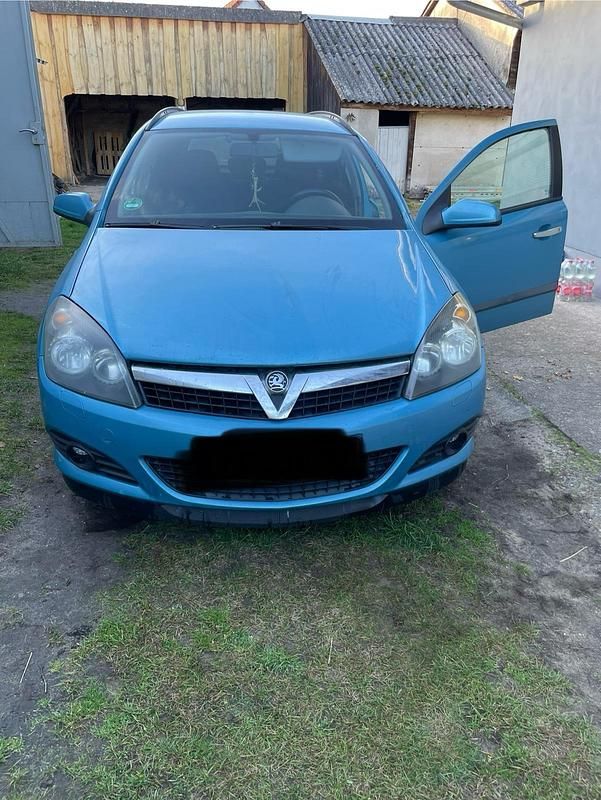 Blau Gebraucht 2004 Opel Astra Kombi | 2.000 € - Bild 1/4