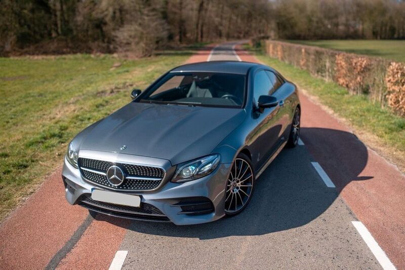 Grau Gebraucht 2019 Mercedes E400 AMG Coupé | 22.999 € - Bild 1/4
