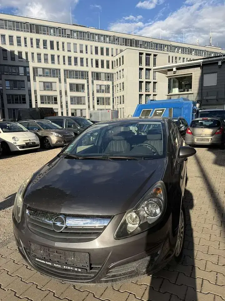 Gebraucht Opel Corsa Basis 60 PS (44 kW) 2010 Kleinwagen
