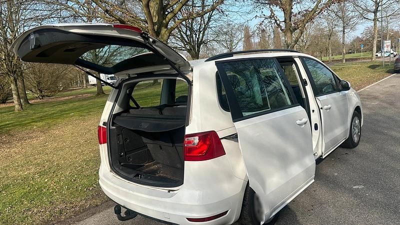 Gebraucht Seat Alhambra 150 PS (110 kW) 2011 Weiß Van / Kleinbus