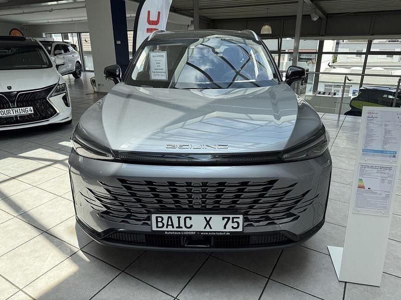 Silber Neu 2025 Baic X75 SUV | 33.990 € (Fairer Preis) - Bild 1/4