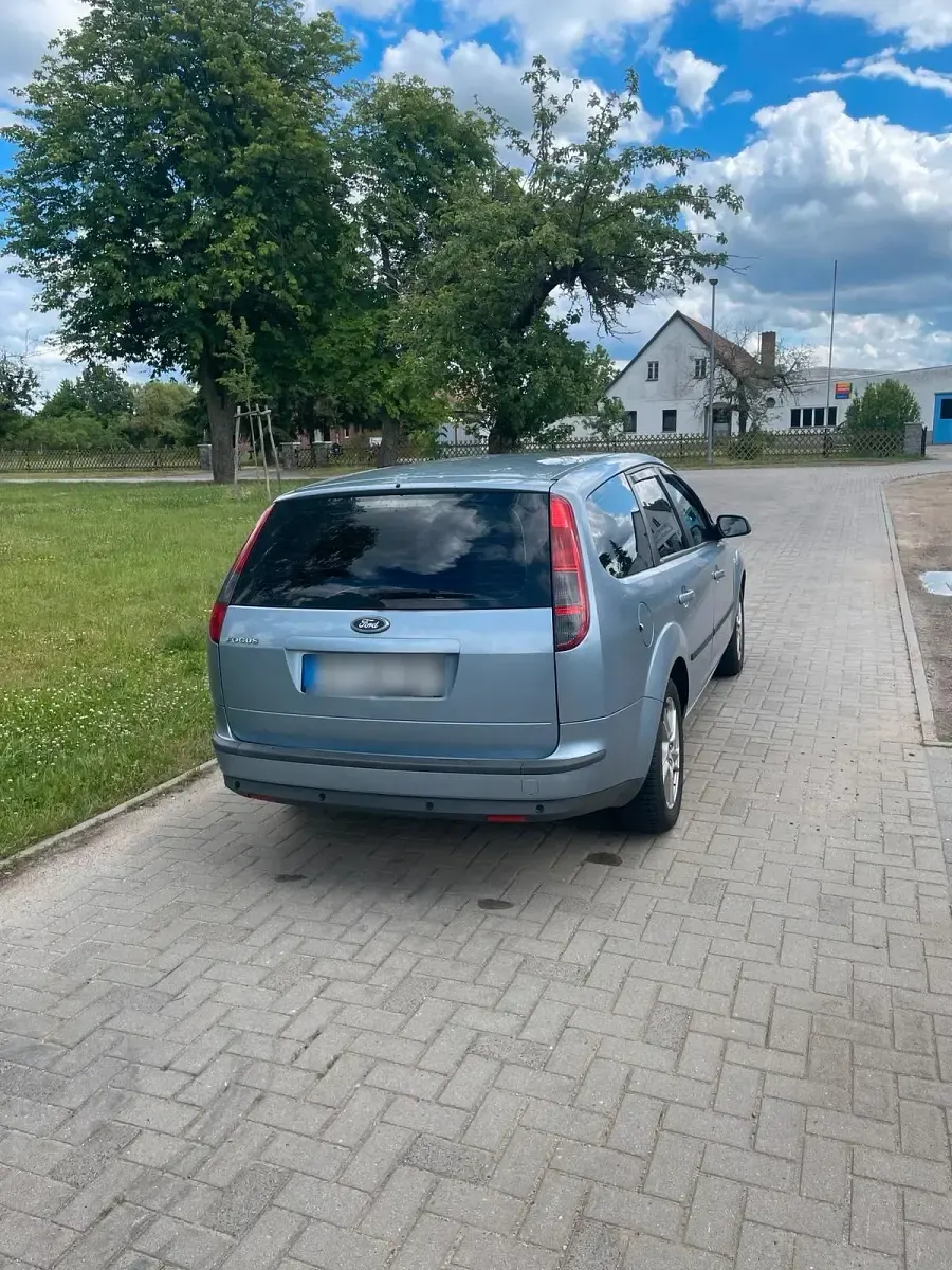 Gebraucht Ford Focus 101 PS (74 kW) 2007 Kombi