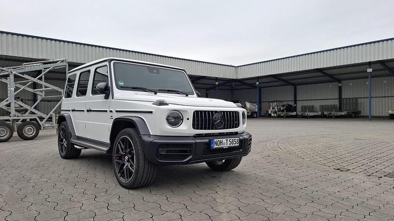 Weiß Gebraucht 2024 Mercedes G63 AMG AMG SUV | 200.000 € (Superpreis) - Bild 1/4