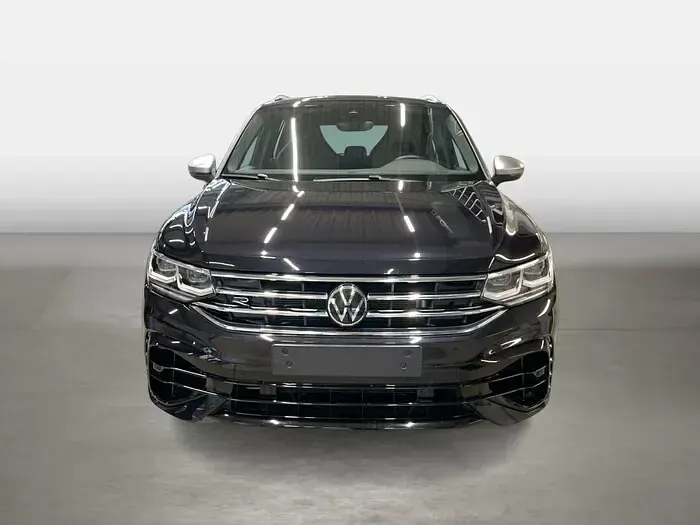 Second-hand VW Tiguan R 320 CP (235 kW) 2023 Negru SUV
