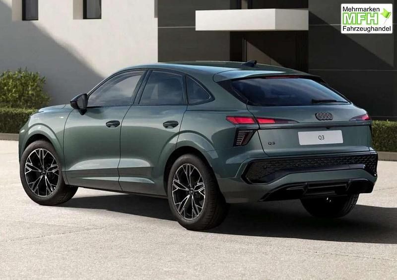 Neu Audi Q3 Sportback S-Line 150 PS (110 kW) 2025 Salbeigrün metallic SUV
