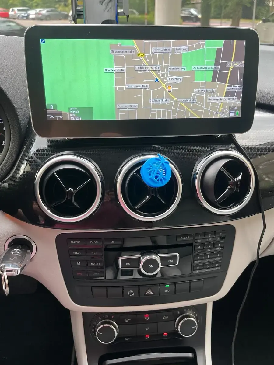 Gebraucht Mercedes B220 170 PS (125 kW) 2014 Rot Kleinwagen