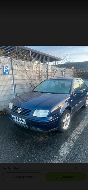 Gebraucht VW Bora 115 PS (84 kW) 2000 Blau Limousine