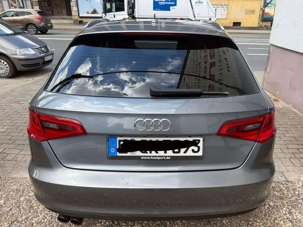Gebraucht Audi A3 Ambition 122 PS (89 kW) 2013 Monsungrau metallic Kleinwagen