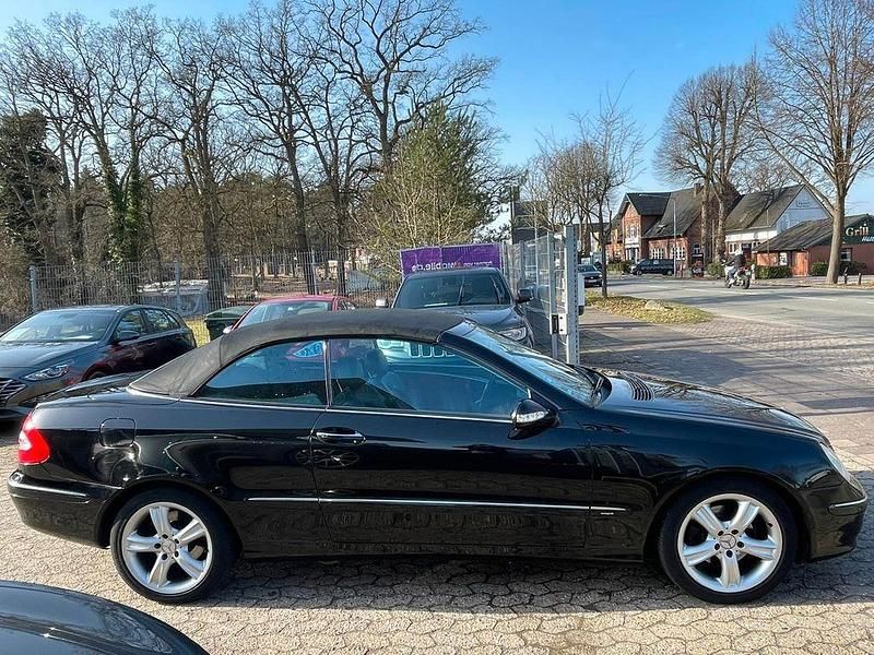 Gebraucht Mercedes CLK200 163 PS (119 kW) 2004 Schwarz Cabrio