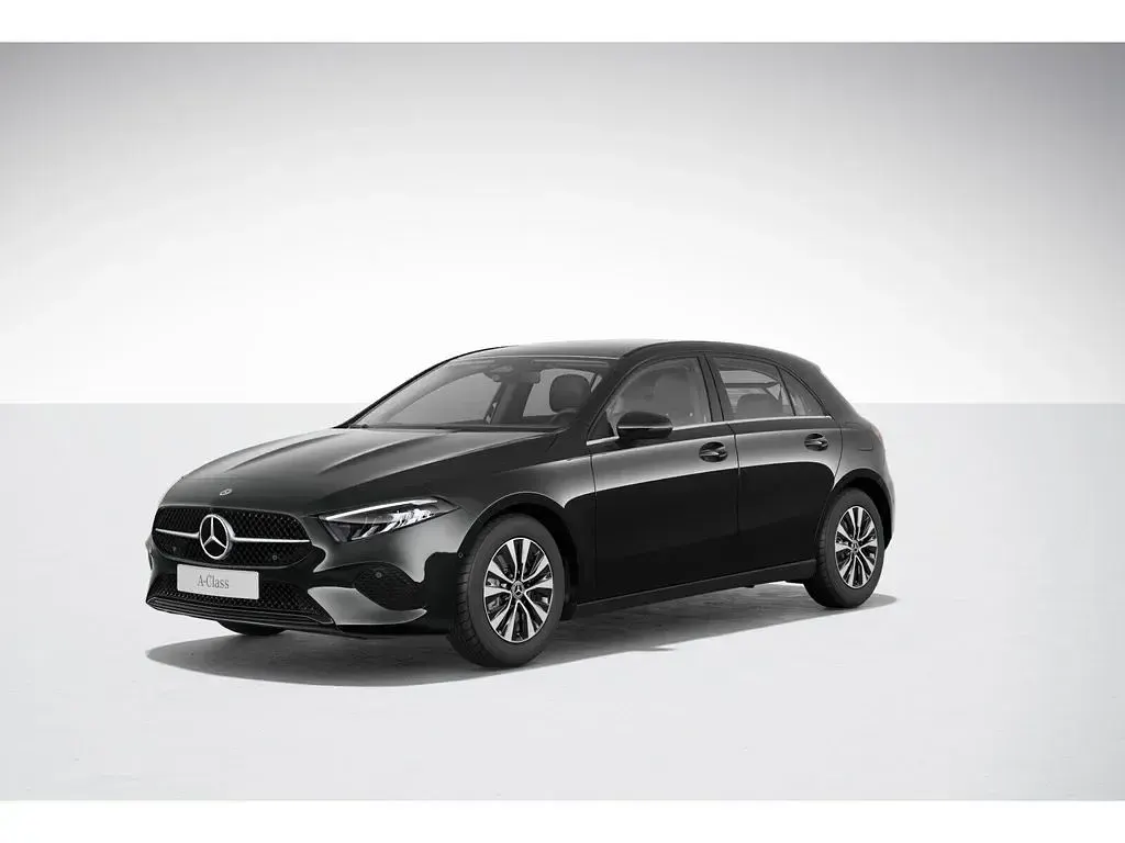 Gebraucht Mercedes A200 150 PS (110 kW) 2023 Schwarz Limousine