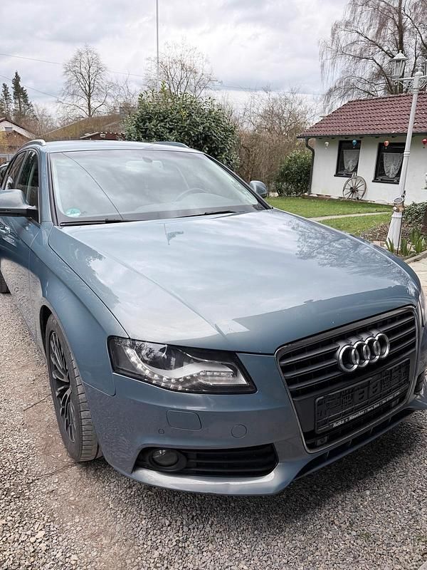 Gebraucht Audi A4 Sport 143 PS (105 kW) 2008 Blau Kombi