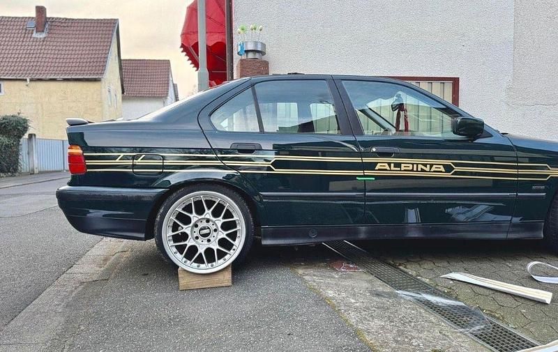 Second-hand BMW 320 150 CP (110 kW) 1992 Berlinǎ