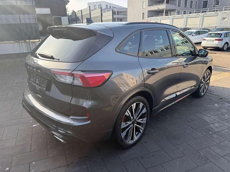 Gebraucht Ford Kuga ST-Line X 190 PS (139 kW) 2022 Magneticgrau (metallic) SUV
