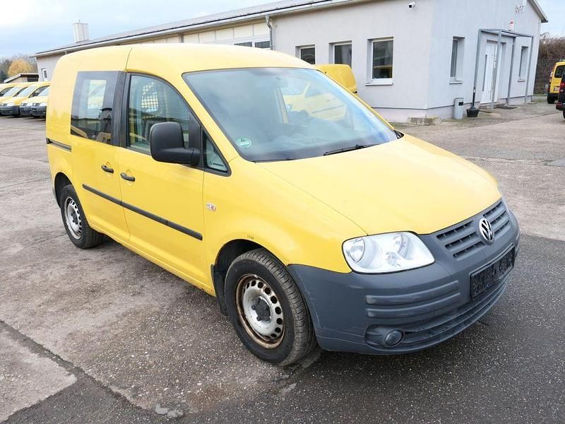 Ginstergelb r1032 Gebraucht 2009 VW Caddy Van / Kleinbus | 2.737 € (Superpreis) - Bild 1/4