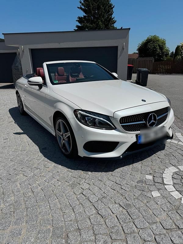 Weiß Gebraucht 2018 Mercedes C200 Cabrio | 29.999 € - Bild 1/4