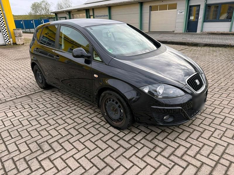 Second-hand Seat Altea 105 CP (77 kW) 2011 Negru Berlinǎ