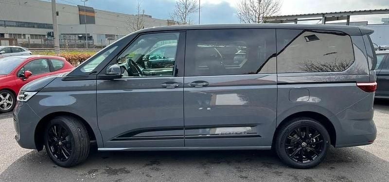 Gebraucht VW Multivan Edition 150 PS (110 kW) 2024 Grau Van