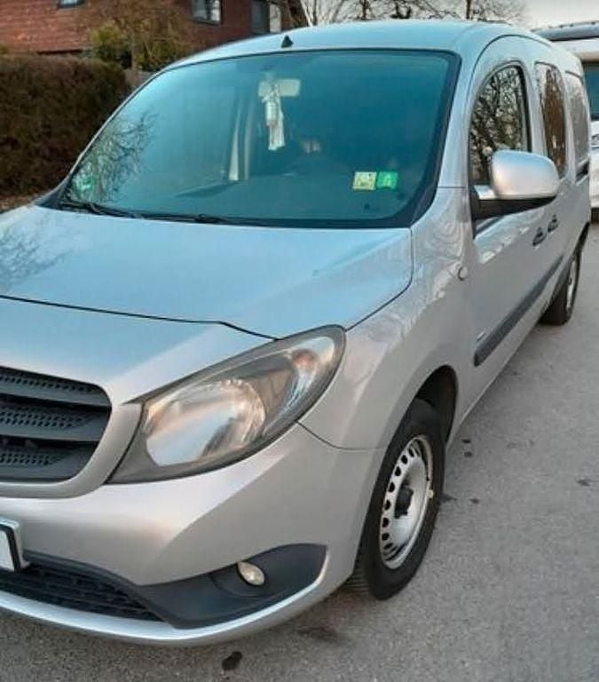 Silber Gebraucht 2013 Mercedes Citan 109 Abholung | 8.500 € - Bild 1/4
