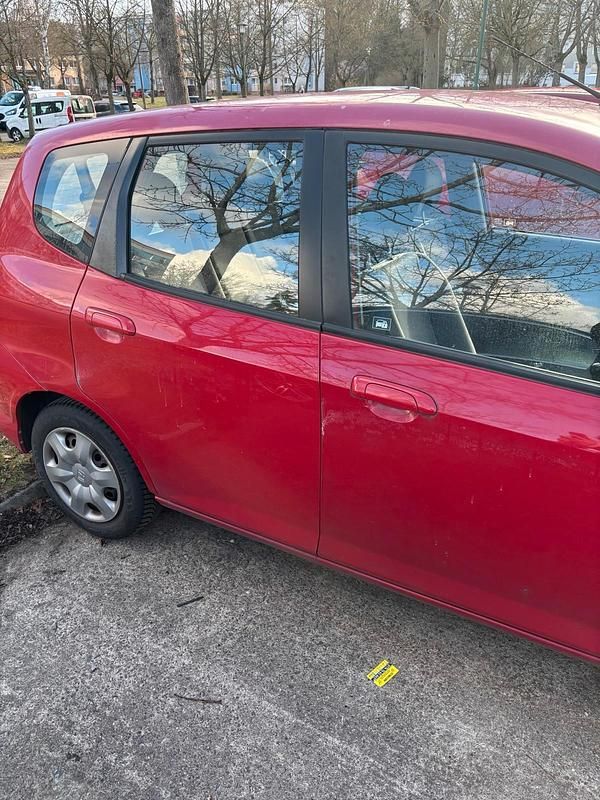 Gebraucht Honda Jazz 83 PS (61 kW) 2007 Rot Kleinwagen