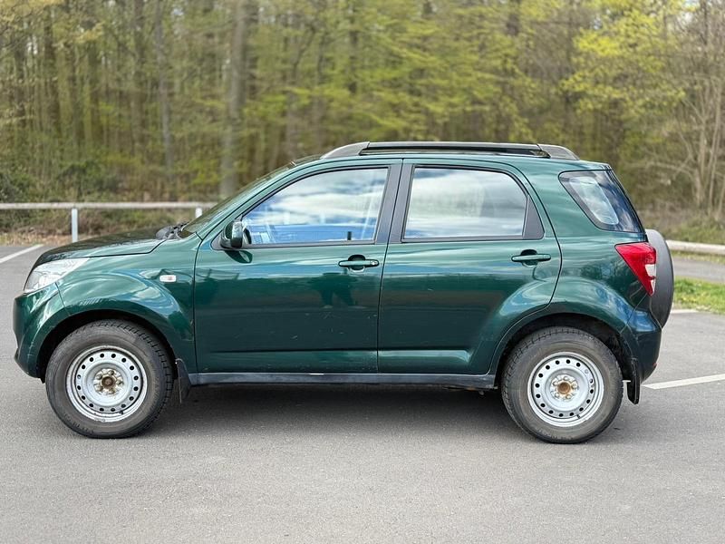 Gebraucht Suzuki Jimny 105 PS (77 kW) 2008 Grün SUV