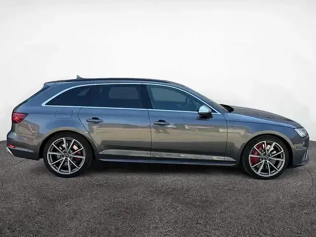 Gebraucht Audi S4 Sport 347 PS (255 kW) 2020 Grau Kombi