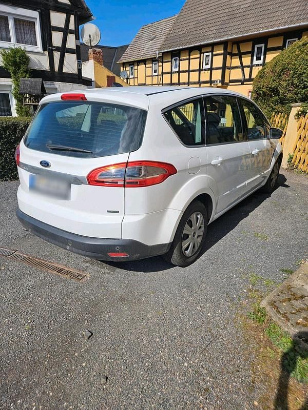 Gebraucht Ford S-MAX Titanium 160 PS (117 kW) 2013 Weiß Van / Kleinbus