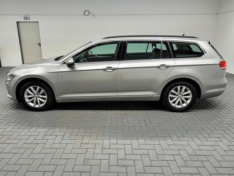 Gebraucht VW Passat 179 PS (131 kW) 2015 Silber (silbermet.) Kombi