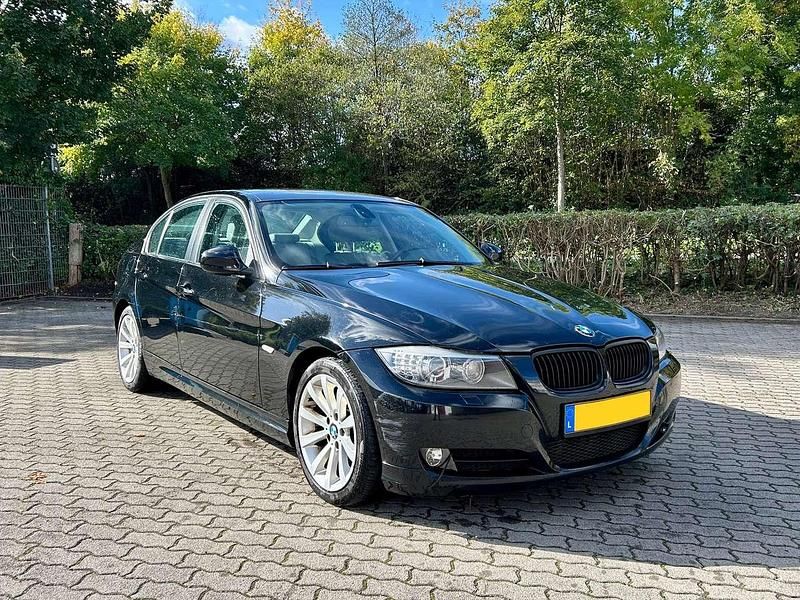 Gebraucht 2009 BMW 320 Limousine | 4.400 € (Fairer Preis) - Bild 1/4