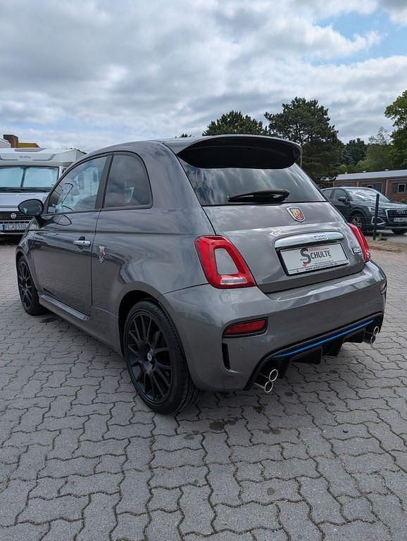 Gebraucht Abarth 595 165 PS (121 kW) 2021 Colore esterno (record grau) Kleinwagen