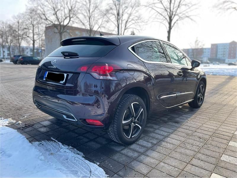 Gebraucht Citroën DS4 163 PS (119 kW) 2014 Violet Kleinwagen