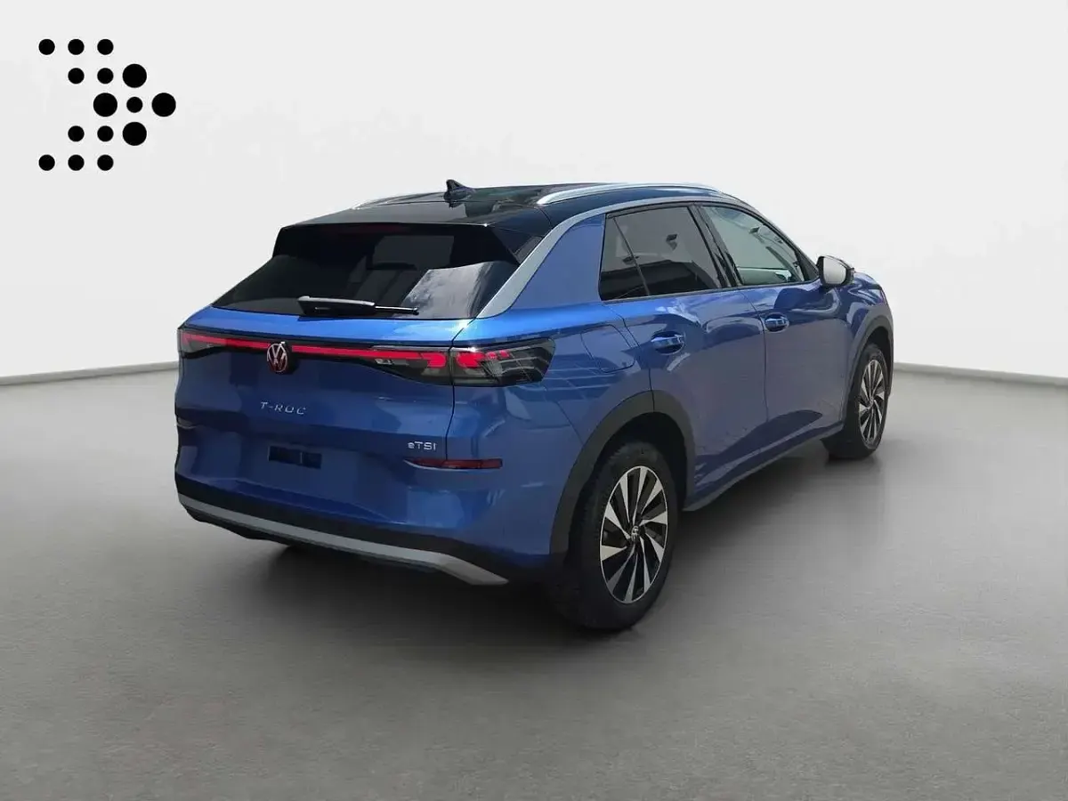 Neu VW T-Roc Style 116 PS (85 kW) 2026 Celestial blue metallic schwar SUV