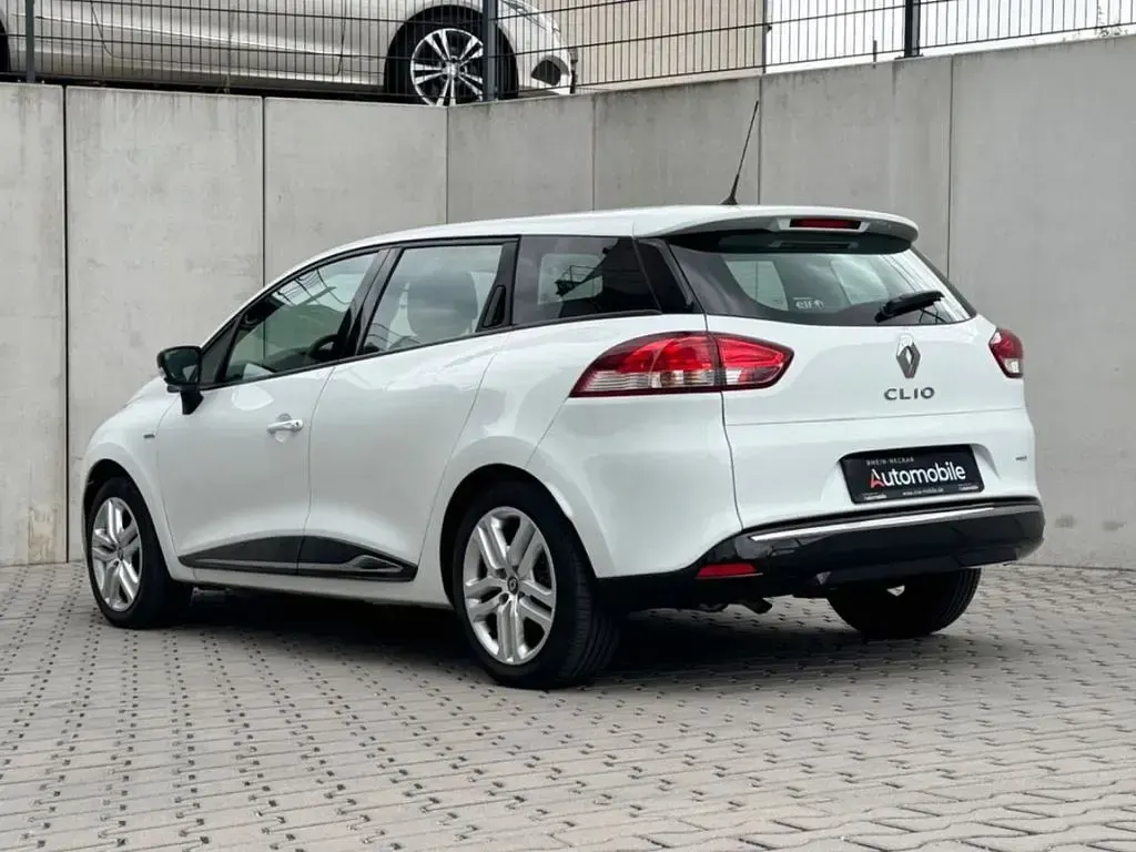 Gebraucht Renault Clio LIMITED 90 PS (66 kW) 2019 Weiß Limousine