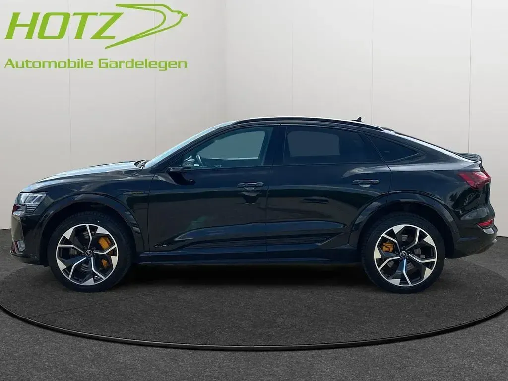 Gebraucht Audi e-tron Sportback Ambiente 369 kW (503 PS) 2022 Schwarz SUV