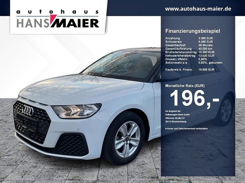Gebraucht Audi A1 Sportback 95 PS (69 kW) 2022 Gletscherweiß metallic Kleinwagen