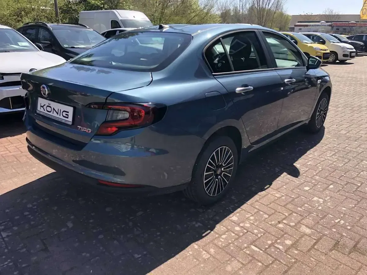 Gebraucht Fiat Tipo Urban 131 PS (96 kW) 2026 Ozean blau Limousine